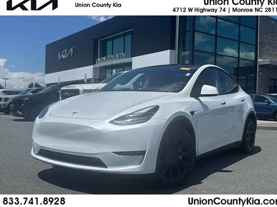 TESLA MODEL Y 2024 7SAYGDEE4RA240497 image